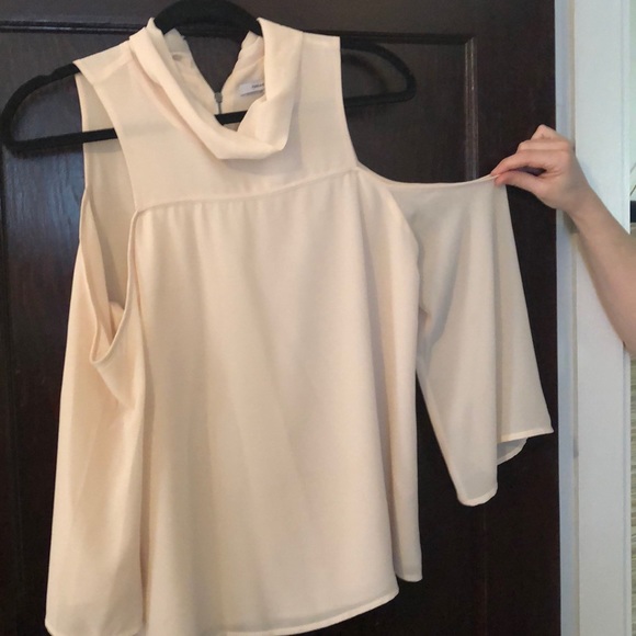 Neutral blush shoulder cutout blouse - Picture 1 of 2